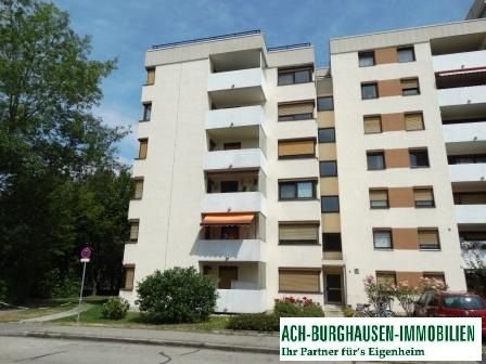 -----RESERVIERT-----Traumhafte 2-Zimmerwohnung mit neuem Bad und TOP Einbauküche !!