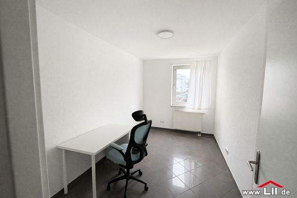 Arbeits/-Kinderzimmer