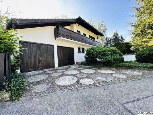Hauseingang - Zufahrt
