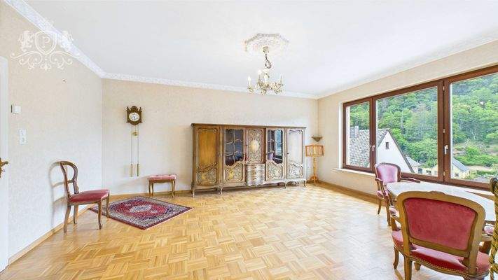 CAM01984G0-PR0473-STILL008