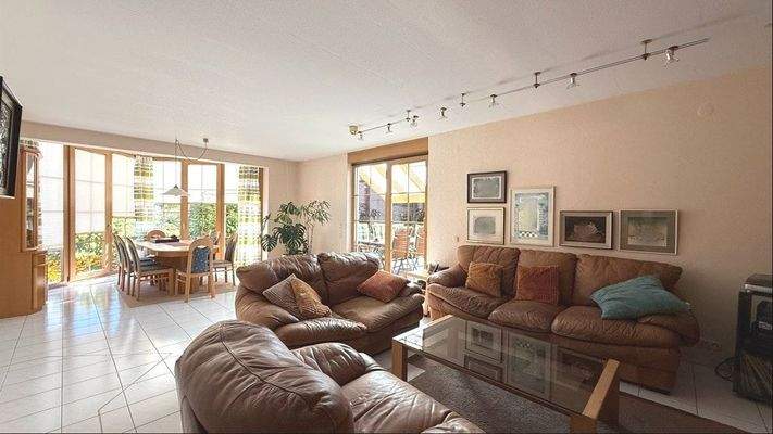 Foto-Wohnzimmer im EG