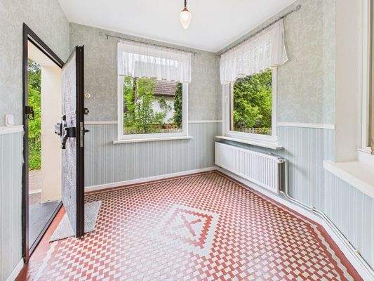 Hauseingang / WIndfang