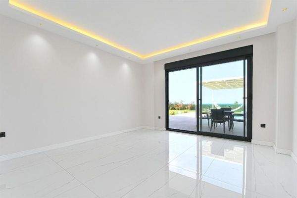 WhatsApp Image 2025-11-28 at 12.20.29 (5).jpeg