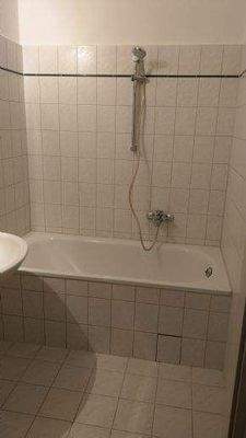 Bad mit Wanne ohne Fenster Bild 2