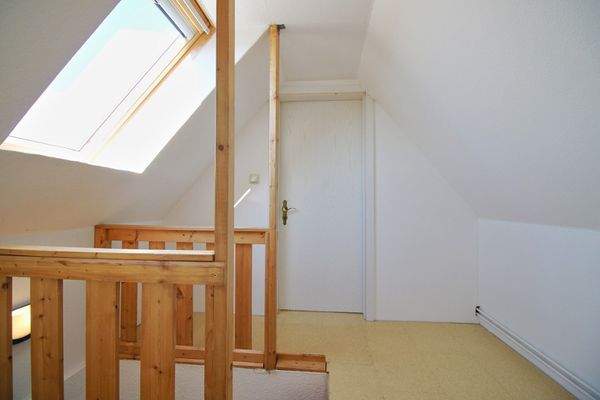 Flur im Spitzboden