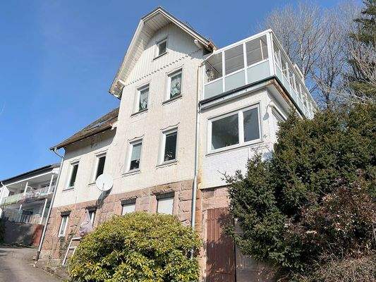 Frontansicht des Hauses