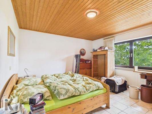 Schlafzimmer Gartengeschoss