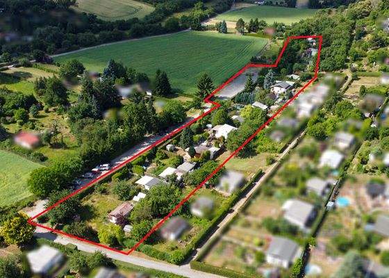 Blick über das Grundstück