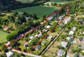 Blick über das Grundstück