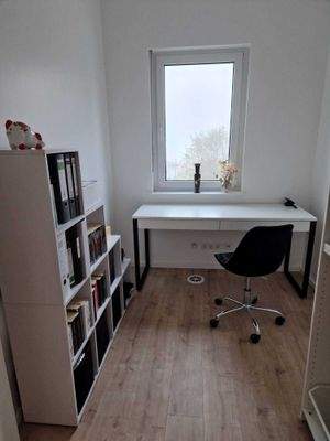 Rechte Seite: Zimmer 3 im OG 