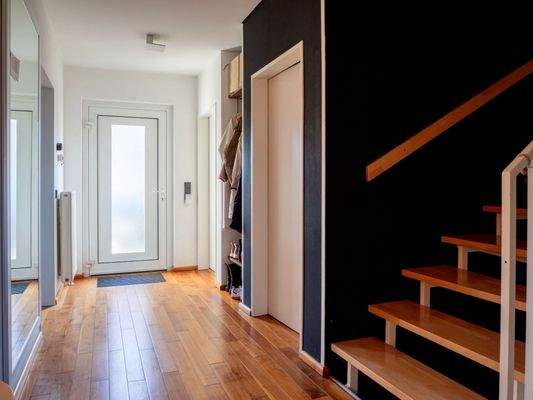 16. Eingangsbereich.