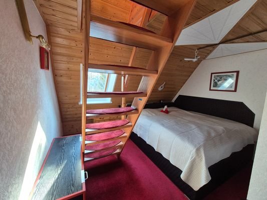 Schlafzimmer DG