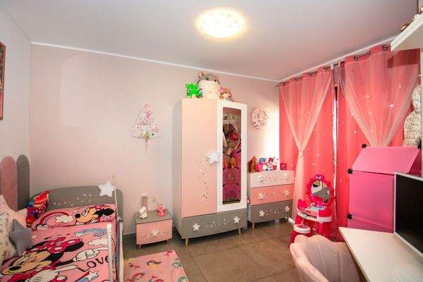 Neuhofen-Fröbelstr. - 27