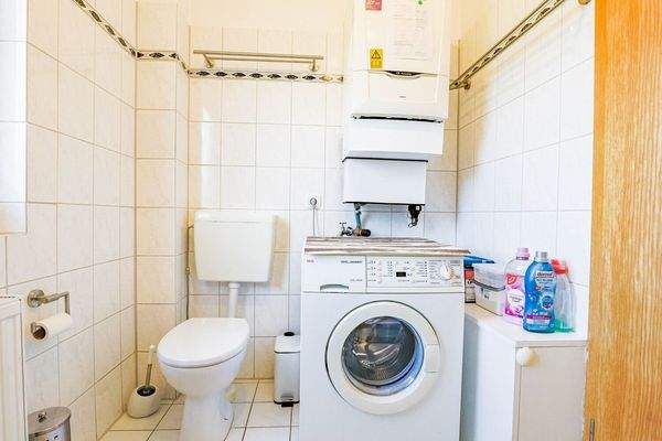 Badezimmer Ansicht I