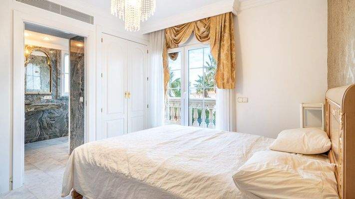 Luxusvilla mit Meerblick zum Verkauf in Sa Torre, Lluchmajor, Mallorca