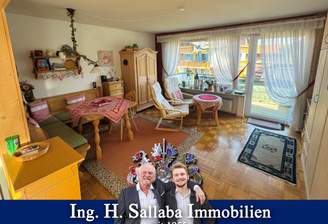Wohn- und Schlafzimmer