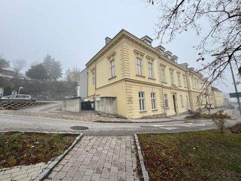 Bad Vöslau Garage, Bad Vöslau Stellplatz