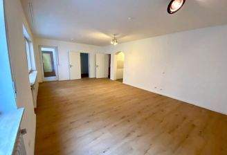 Wohnbereich Blick2.jpeg