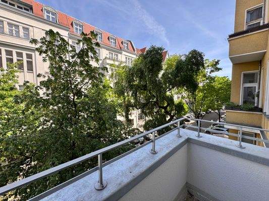 Balkon 1_Straßenseite