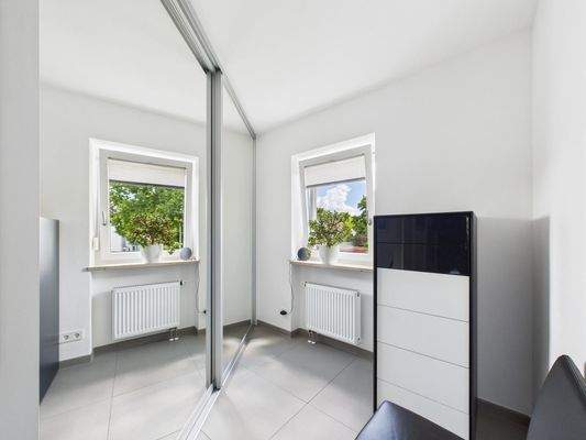 Optional halbes Zimmer / Ankleide