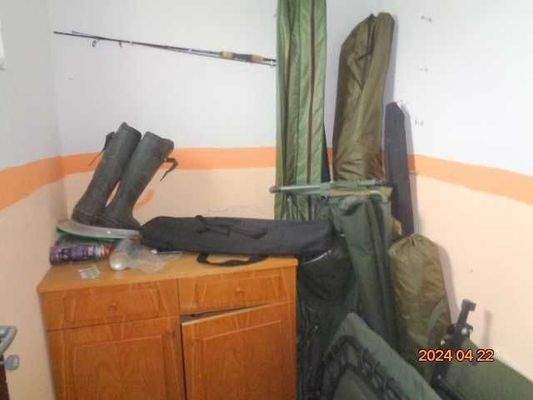 Abstellraum (zur Zeit Angelzeug hier)