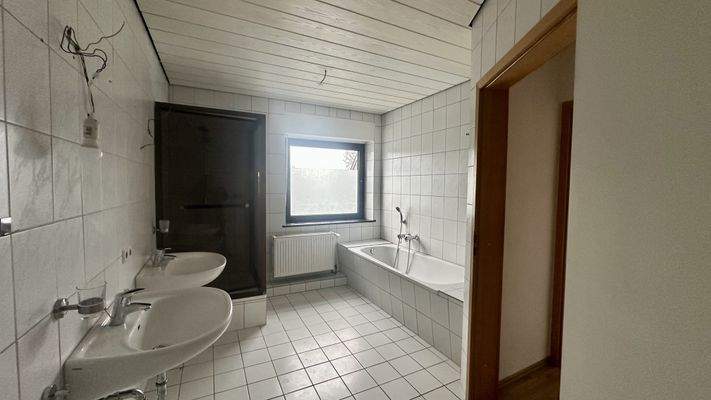 Obergeschoss - Badezimmer