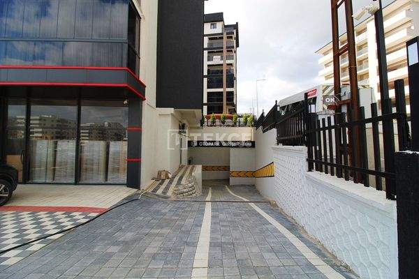 Apartments in a Complex with Pool in Demirtaş Osmangazi