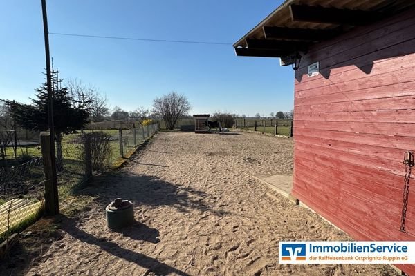 Grundstück/Paddock