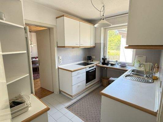 Einbauküche inklusive!