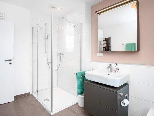 Badezimmer 120 m_ Wohntraum (3)