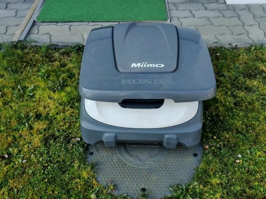 Rasenroboter