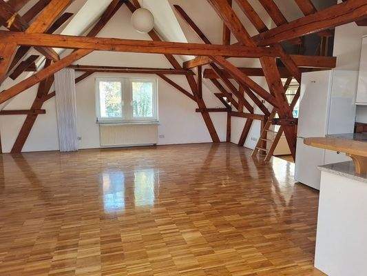 Hauptwohnung - Küche / Wohnen / Essen