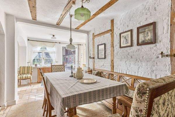 Essbereich mit Zugang zum Garten