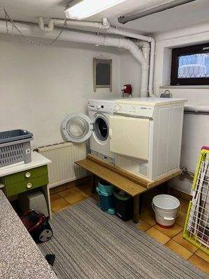 Waschraum-im-Keller.jpg