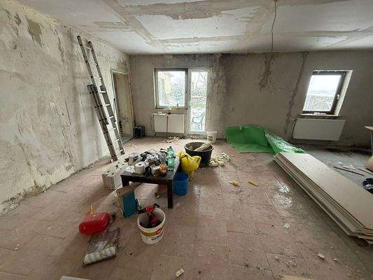 Sanierung begonnen- Wohnzimmer