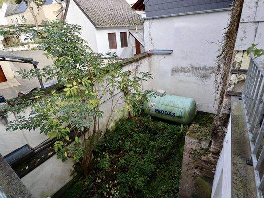 Gemeinsamer Innenhof aller drei Häuser