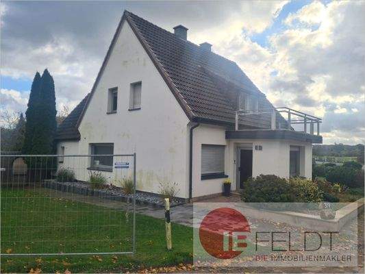 Seitenansicht nördlich von der Straße