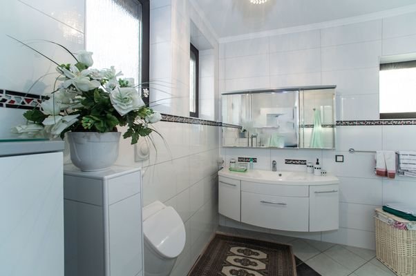 Badezimmer im EG