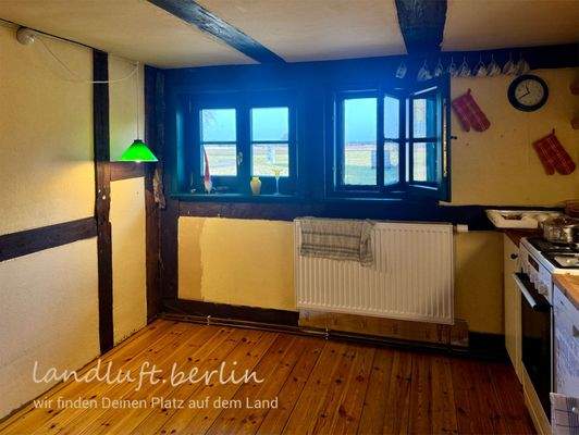 Küche mit Blick über die Felder .jpg