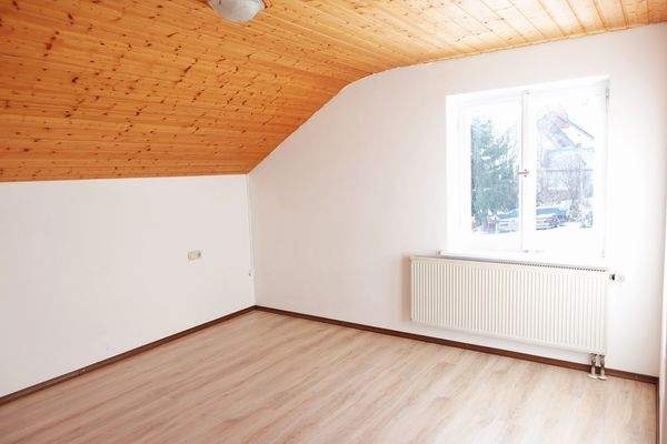 Schlafzimmer 2 OG.JPG