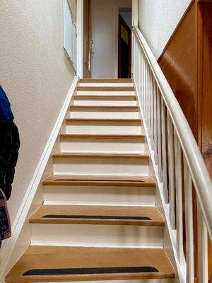 Treppe zum Obergeschoss