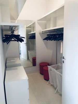 begehbarer Kleiderschrank_Gästezimmer.jpg