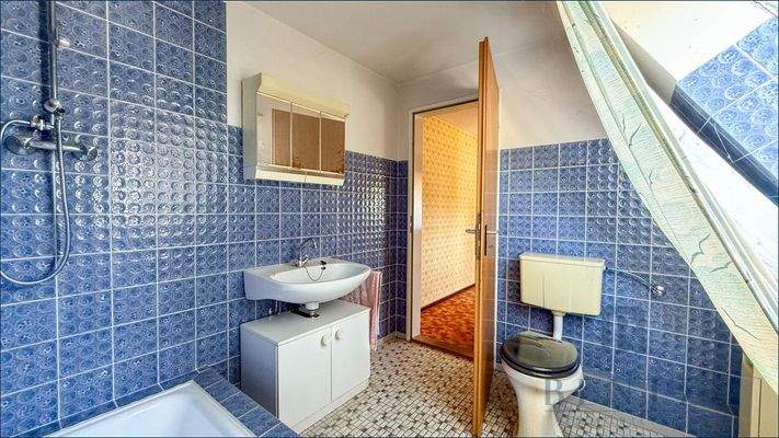 Badezimmer Dachgeschoss