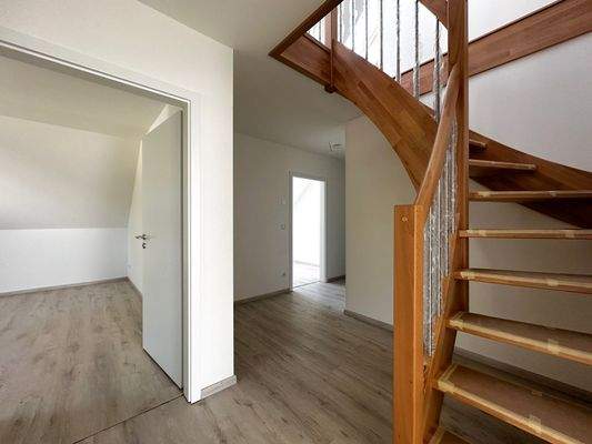 Musterwohnung - EInladender Flur