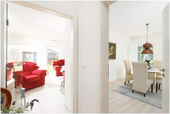 Flur - Sicht auf  Wohnzimmer & Esszimmer