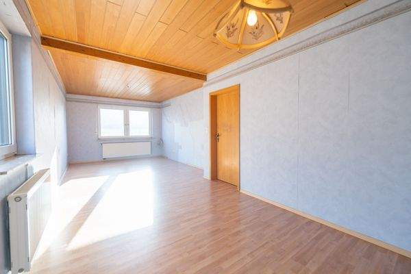 Wohn-/ und Esszimmer OG