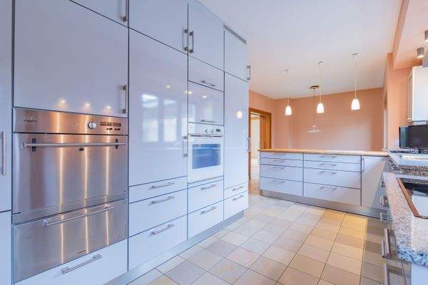 Küche mit Dampfgarer