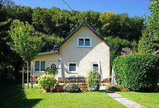 Hausansicht nordostseitig