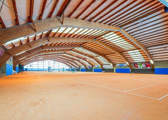 Tennishalle