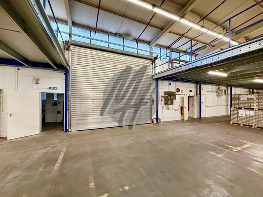 INFOS UNTER: 06171-586000